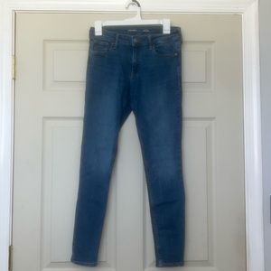 Old Navy mid-rise rockstar super skinny jeans